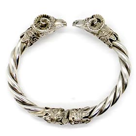 Vintage Greek double ram’s head sterling silver torque bracelet 